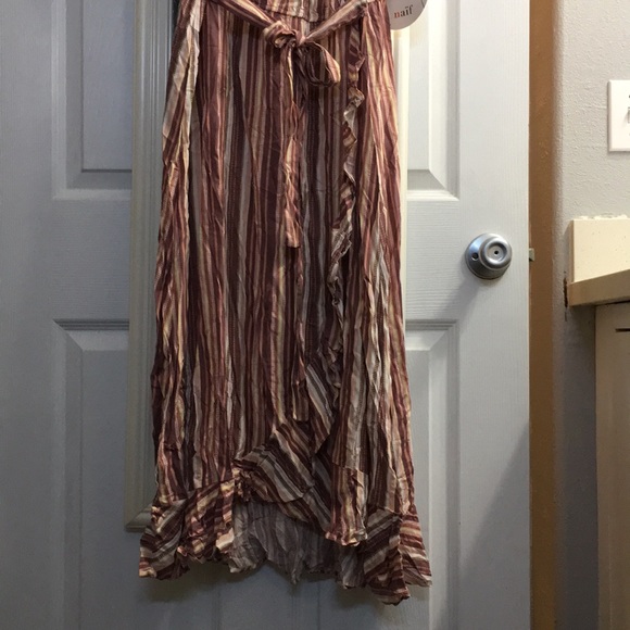 NWT dress👗 ☀️ - Picture 2 of 8